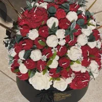 برای مادر و خانمتون باکس گل بخرین