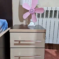 تخت یک و دونفره و پاتختی و کتابخانه و میز کار|تخت و سرویس خواب|رشت, سعدی (تختی)|دیوار