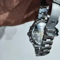 ساعت کاسیو|ساعت|ری, شهادت|دیوار