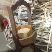 استخدام نیروی کار در کارگاه نجاری