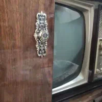 تلوزیون قدیمی آمریکایی|کلکسیون اشیاء عتیقه|بیرجند, |دیوار