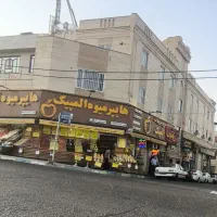 مغازه ۵۷ متری