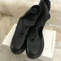 پوتین سربازی|کیف، کفش، کمربند|کاشمر, |دیوار