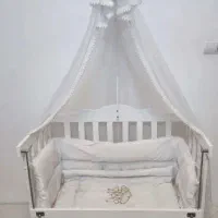 تخت وگهواره کنارمادر نووسالم