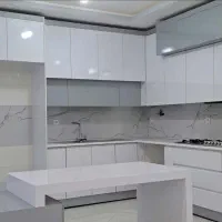 ساخت و نصب انواع کابینت و کمد دیواری و پی وی سی