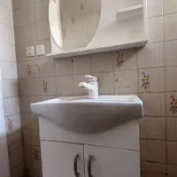 روشویی بهمراه شیر