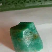 زمرد یاقوت الماس جواهرات وسنگ های معدنی