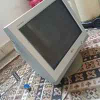 مانیتورصفحه تخت ۱۸ اینچ خانگی ال جی