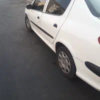 ۲۰۶ اس دی وی ۸ معاوضه با ۲۰۷