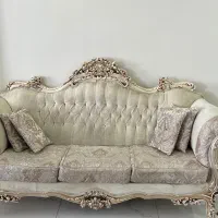 مبل به همراه سایر مخلفات