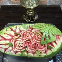 میوه آرایی و تزئین هندوانه برای مناسبت شب یلدا|خدمات پذیرایی، مراسم|تهران, شهرک چیتگر|دیوار