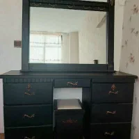 میز و آیینه