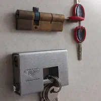 قفل کتابی و قفل مرکزی