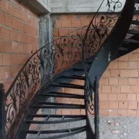 جوشکاری پله گرد ودرب و پنجره آهنی|خدمات پیشه و مهارت|اردبیل, |دیوار