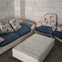 مبل همراه میز ناهارخوری