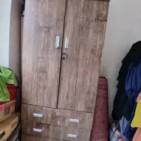 کمد سه کشو دو در  قهوه ایی
