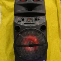 اسپیکر و موزیک پلیر