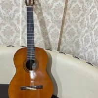 گیتار یاماها c40