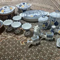 تعدادی ظروف گل پنبه ای قدیمی