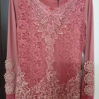 لباس زنانه و بچگانه