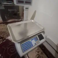 ترازو و دستگاه پرس و سبد حصیری|فروشگاه و مغازه|بجنورد, |دیوار