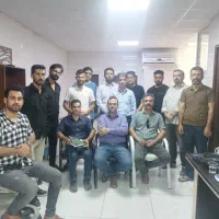 دنبال شغل مناسبی با ما باش