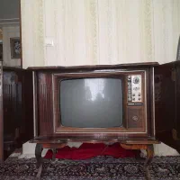 تلویزیون قدیمی دکوری عتیقه چوبی|تلویزیون و پروژکتور|تربتحیدریه, یحیی آباد|دیوار