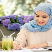 آموزش واستخدام بانوان جویای کارباگوشی