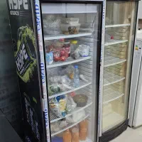 یخچال ویترینی