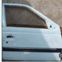 درب صندوق ودربهای عقب وجلوسمت راست سفید رنگ فابریک