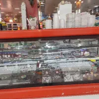 فروشندگی پاستیل و لواشک.خانم