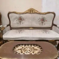 مبل اسطیل و۲دستمبل راحتی.