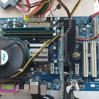 مادربرد گیگاddr3|قطعات و لوازم جانبی رایانه|کرج, ملارد|دیوار