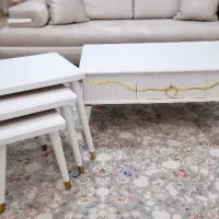 فقط میز عسلی و سه تیکه