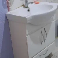 روشویی کابینتی با باکس و آیینه|لوازم سرویس بهداشتی|شاهدشهر, |دیوار