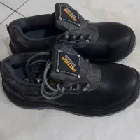 کفش کار ایمنی