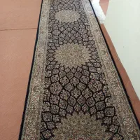 فرش کناره در حد نو اندازه حدود 4متر