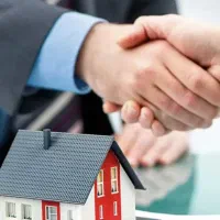 استخدام مشاور املاک در دانشجو