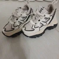 کفش لج دار