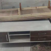 تخت خواب دونفره کارکرده با خوشخواب و زیر تلویزیون|تخت و سرویس خواب|شیراز, شهرک گلها|دیوار