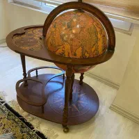 میز بار کار کرده