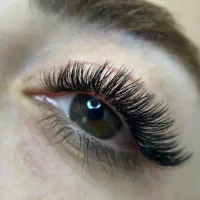 خدمات ارایشی وزیبایی اکستنشن مژه