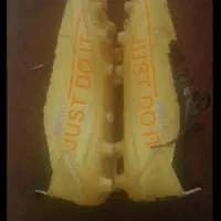 کفش فوتبالی|کیف، کفش، کمربند|گنبد کاووس, |دیوار