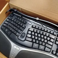 کیبرد سالم و نو جنس با کیفیت