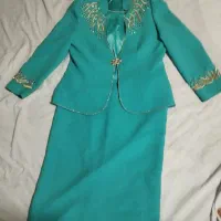 کت و دامن زنانه
