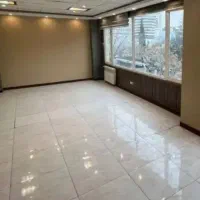 بر رودکی  ۹۴ متر  طبقه اول