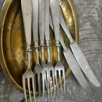 ظروف قدیمی و آنتیک