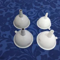 مقداری لوازم پلاسکو ب قیمت فاکتور|ظروف نگهدارنده، پلاستیکی، یک‌بارمصرف|دورود, |دیوار