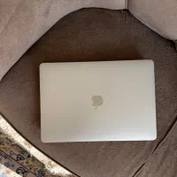 مک بوک ایر m1