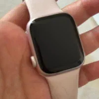 اپل واچ سری ۹ سایز ۴۱ با باکس و بند سیلیکونی صورتی